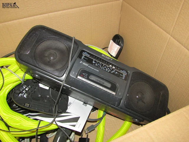 Lot 14 - labelprinter radio en kabels - afbeelding 3 van  4