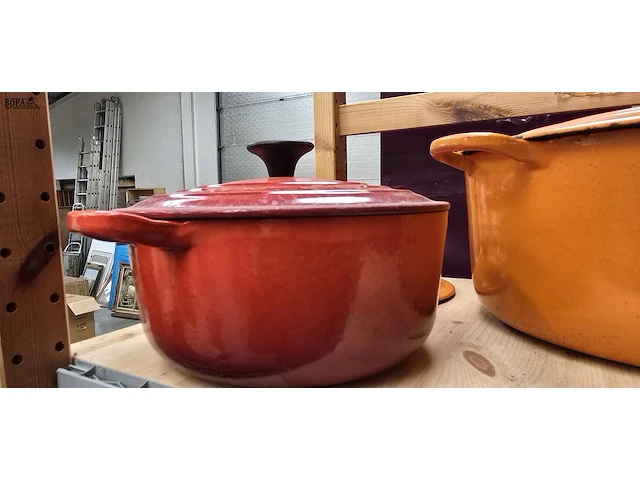 Lot 14 - le creuset potten, 2 stuks - afbeelding 4 van  6