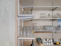 Lot 14 - legbanken op muurrails - afbeelding 2 van  4