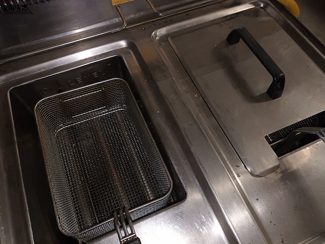 Lot 14 - professionele dubbele friteuse - afbeelding 4 van  6