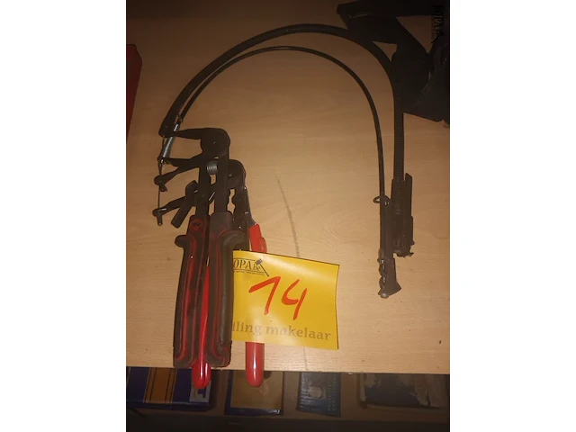 Lot 14 - slangklemtang. 2 stuks - afbeelding 1 van  2