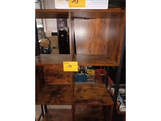 Lot 14 - vakkenkast industrial look - afbeelding 3 van  4