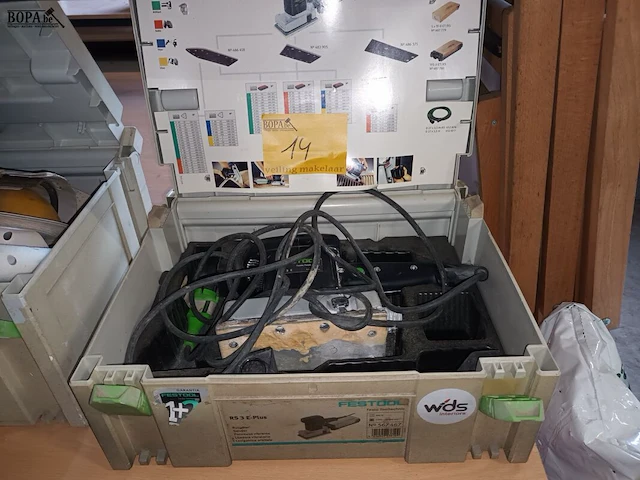 Lot 14 - vlakschuurmachine festool in koffer - afbeelding 1 van  3