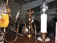 Lot 14 - wandlamp en luchter - afbeelding 2 van  3
