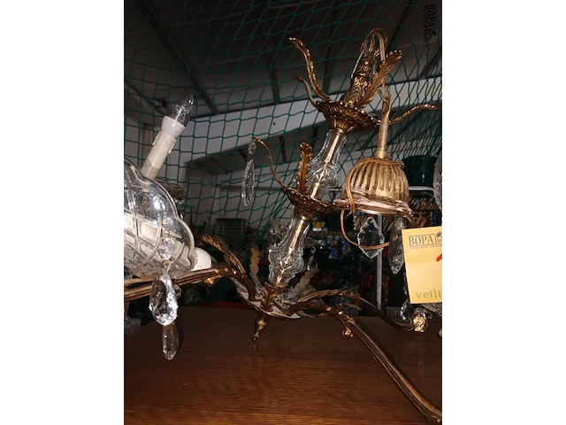 Lot 14 - wandlamp en luchter - afbeelding 3 van  3