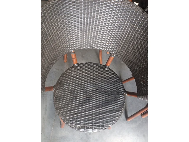 Lot 14 - wicker terras stoel hilma. 40 stuks - afbeelding 4 van  6