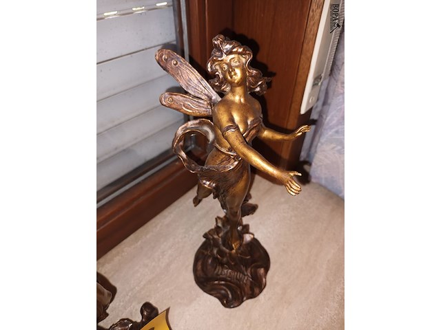 Lot 140 - beelden in zamac. 2 stuks - afbeelding 2 van  4