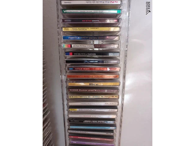 Lot 140 - cd rek met muziek cd’s. 2 stuks - afbeelding 7 van  9