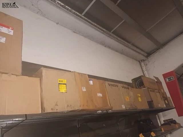 Lot 140 - filters. 16 dozen - afbeelding 2 van  5