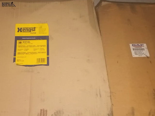 Lot 140 - filters. 16 dozen - afbeelding 4 van  5