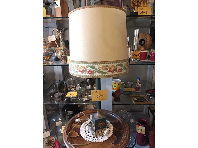 Lot 140 - tafellamp - afbeelding 1 van  4