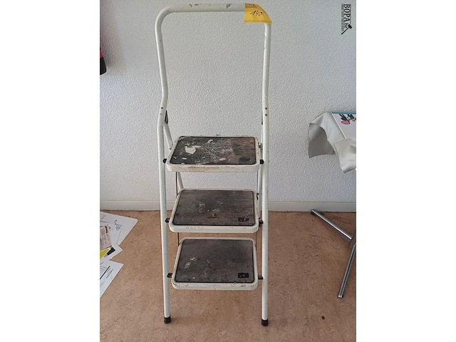Lot 140 - trapladder - afbeelding 1 van  3