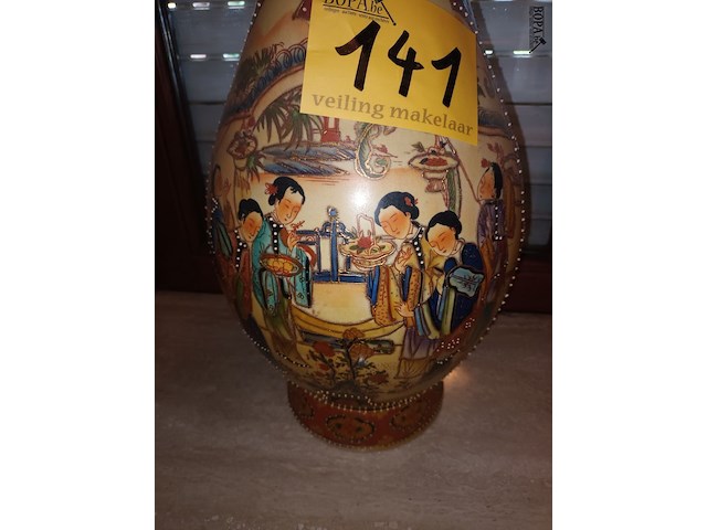 Lot 141 - chinese vaas - afbeelding 3 van  3