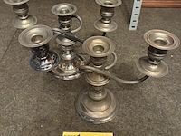 Lot 142 - kandelaars, verzilverd, 2 stuks - afbeelding 1 van  2