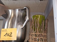 Lot 142 - vazen en lamp. 3 stuks - afbeelding 2 van  3