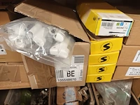 Lot 143 - bevestigingsmateriaal en deurbeslag - afbeelding 5 van  7