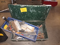 Lot 143 - gereedschap in koffer - afbeelding 1 van  3