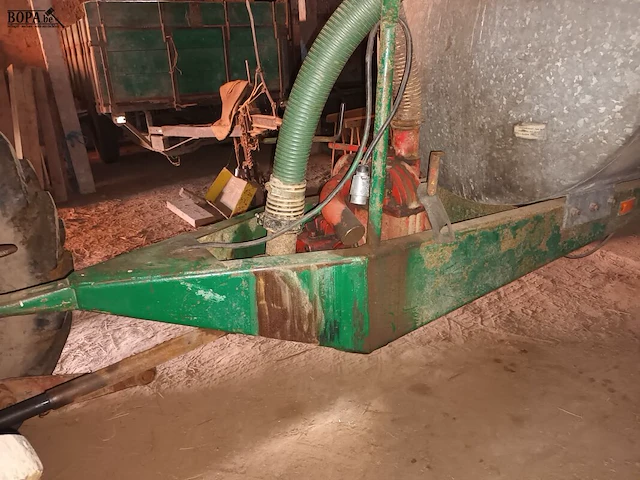 Lot 143 - meststrooier - afbeelding 3 van  5