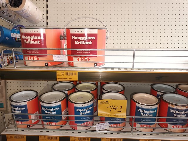 Lot 143 - verf. 20 stuks - afbeelding 1 van  3