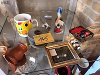 Lot 145 - decoratie. 8 stuks - afbeelding 1 van  5