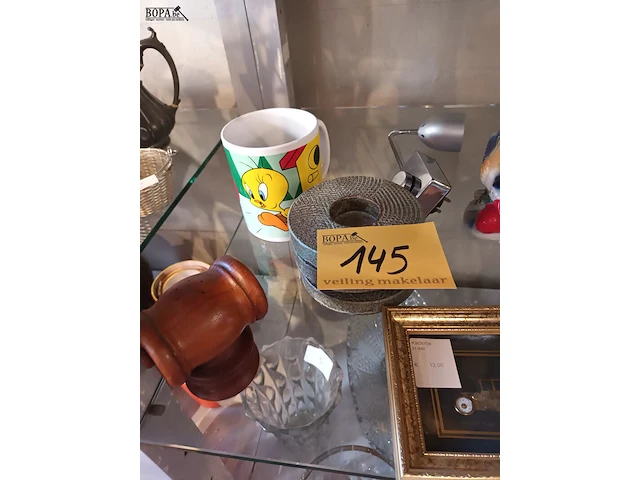 Lot 145 - decoratie. 8 stuks - afbeelding 5 van  5