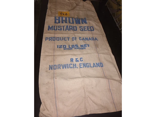 Lot 146 - katoenen zak brown mustard seed - afbeelding 1 van  3