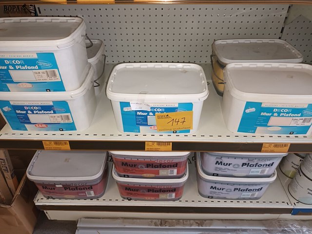 Lot 147 - muur- en plafondverf. 11 stuks - afbeelding 1 van  5