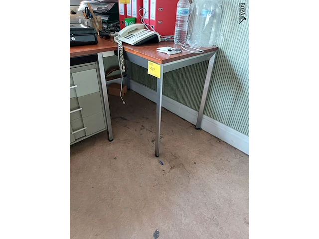 Lot 147 - tafel. 2 stuks - afbeelding 4 van  4