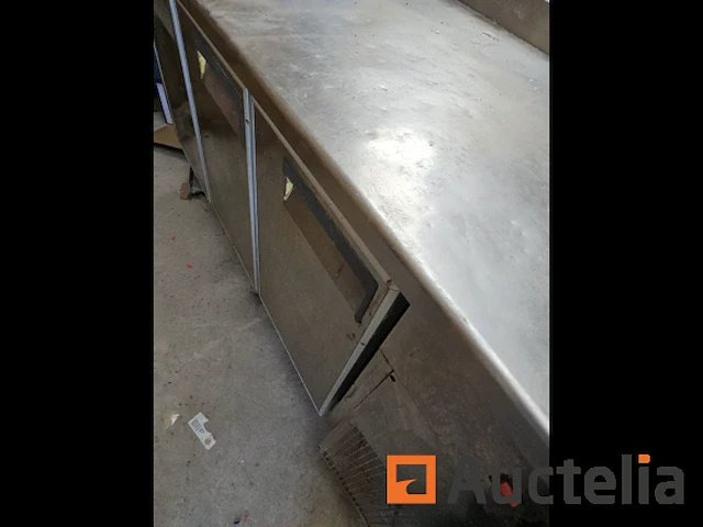 Lot 147 koelkast tafel - afbeelding 11 van  17