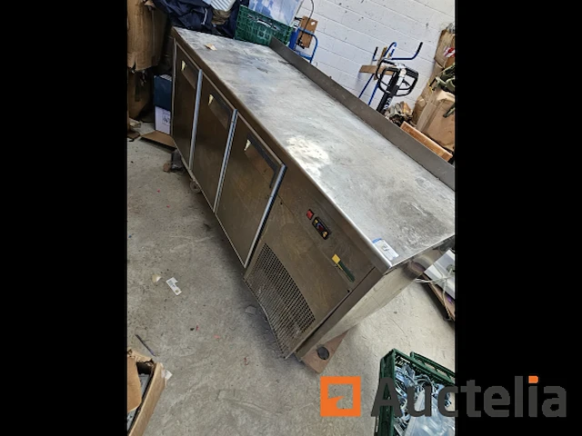 Lot 147 koelkast tafel - afbeelding 14 van  17
