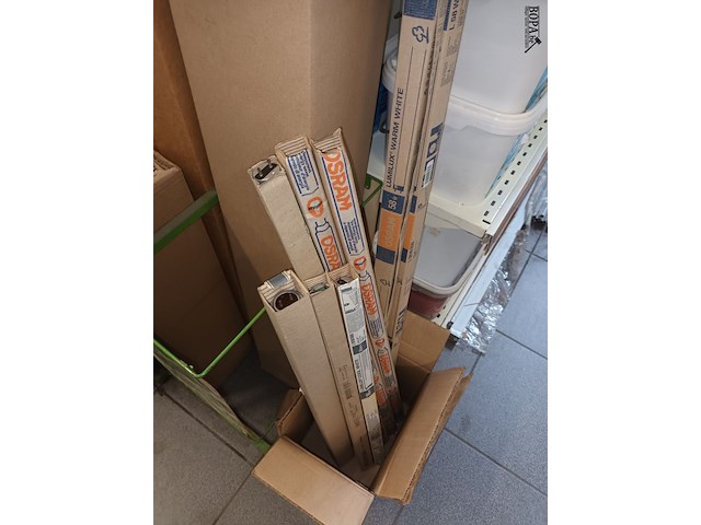 Lot 148 - diverse tl-lampen. 30 stuks - afbeelding 2 van  4