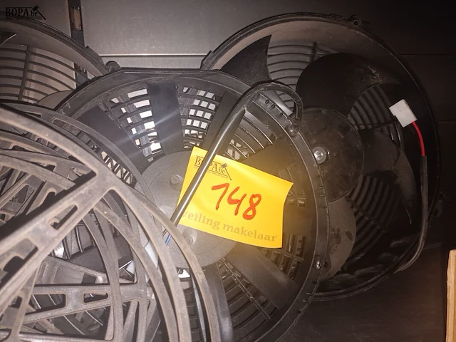 Lot 148 - onderdelen voor ventilators - afbeelding 2 van  2