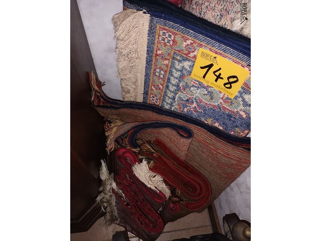 Lot 148 - tapijtjes. 11 stuks - afbeelding 2 van  3