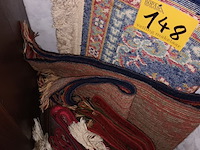 Lot 148 - tapijtjes. 11 stuks - afbeelding 2 van  3