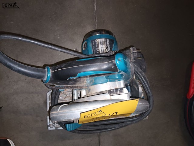 Lot 149 - cirkelzaag makita - afbeelding 2 van  3