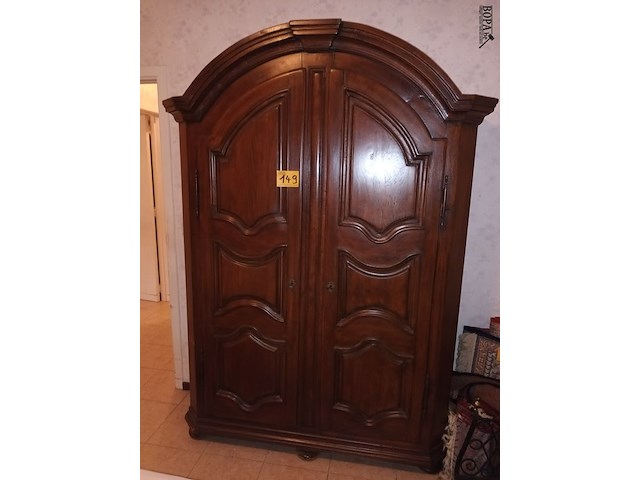 Lot 149 - kleerkast - afbeelding 1 van  5