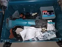 Lot 15 - accu multitool makita in koffer - afbeelding 2 van  4