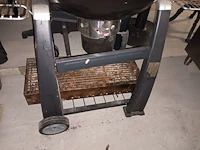 Lot 15 - bbq. 2 stuks - afbeelding 4 van  4