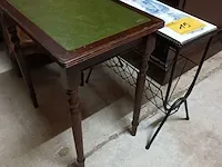 Lot 15 - bijzettafel en krantenrekje - afbeelding 3 van  3