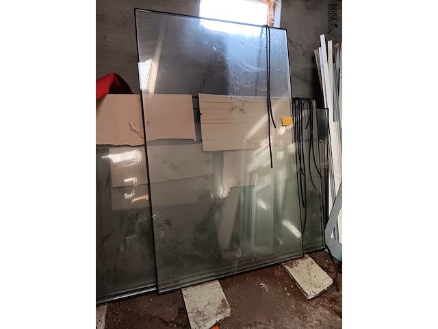 Lot 15 - diverse ruiten - afbeelding 1 van  4