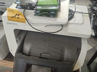 Lot 15 - hp officejet pro printer - afbeelding 1 van  3