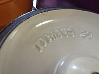 Lot 15 - le creuset potten, 4 stuks + 1 pan. - afbeelding 3 van  3
