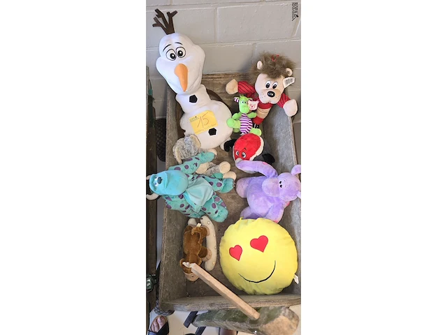 Lot 15 - motje knuffels 8 stuks - afbeelding 1 van  5