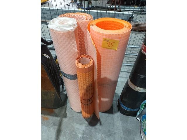 Lot 15 - ontkoppelingsmatten - afbeelding 1 van  3