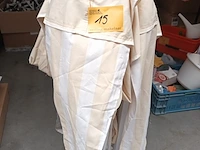 Lot 15 - partytent - afbeelding 1 van  3