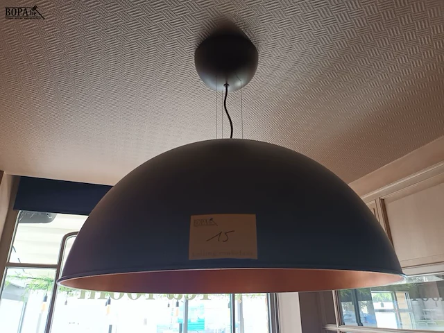 Lot 15 - plafondlamp. 2 stuks - afbeelding 3 van  4