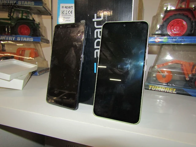 Lot 15 - smartphones - 2 stuks - afbeelding 7 van  7