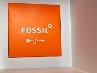 Lot 15 - smartwatche fossil + polshorloge fossil - afbeelding 5 van  8