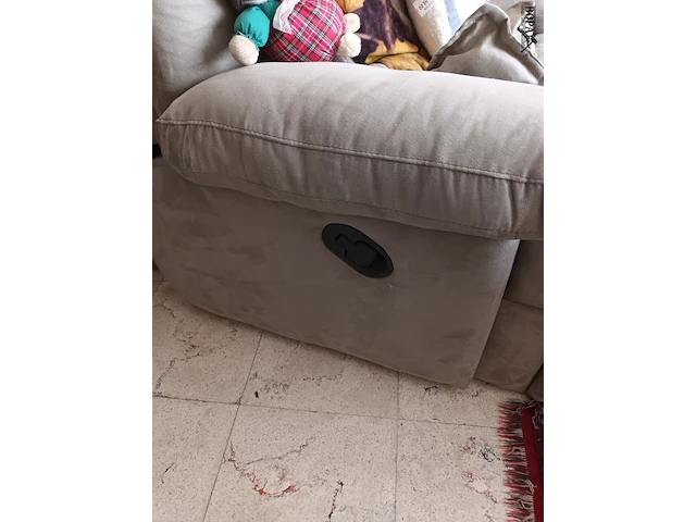 Lot 15 - stoffen salon met relaxen - afbeelding 4 van  5