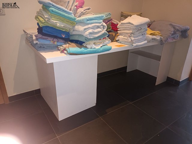 Lot 15 - tafel - afbeelding 1 van  4